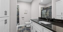 5866 S National Drive, Parkville, MO 64152