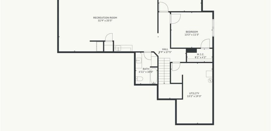 5866 S National Drive, Parkville, MO 64152