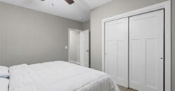 5866 S National Drive, Parkville, MO 64152