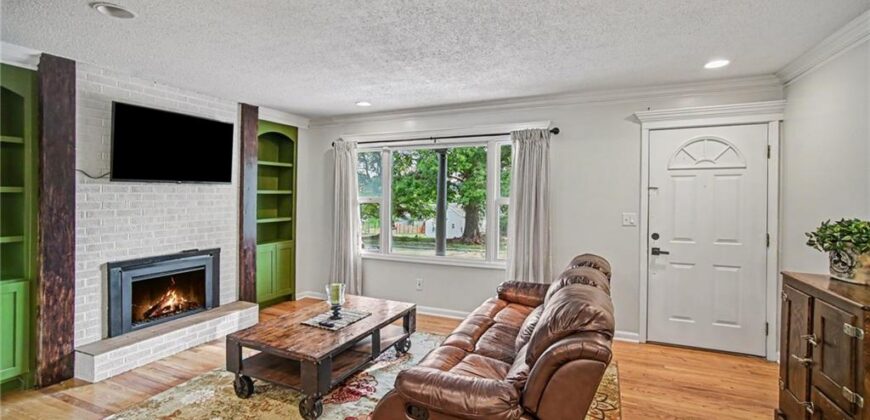 6738 N Madison Avenue, Kansas City, MO 64118