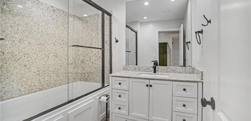 6738 N Madison Avenue, Kansas City, MO 64118