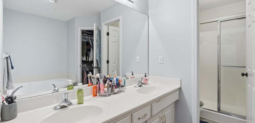 1104 Regency Drive, Kearney, MO 64060