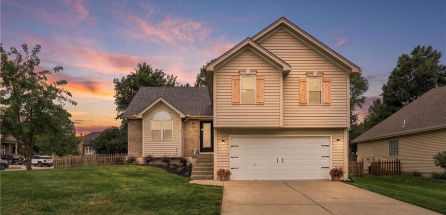1104 Regency Drive, Kearney, MO 64060