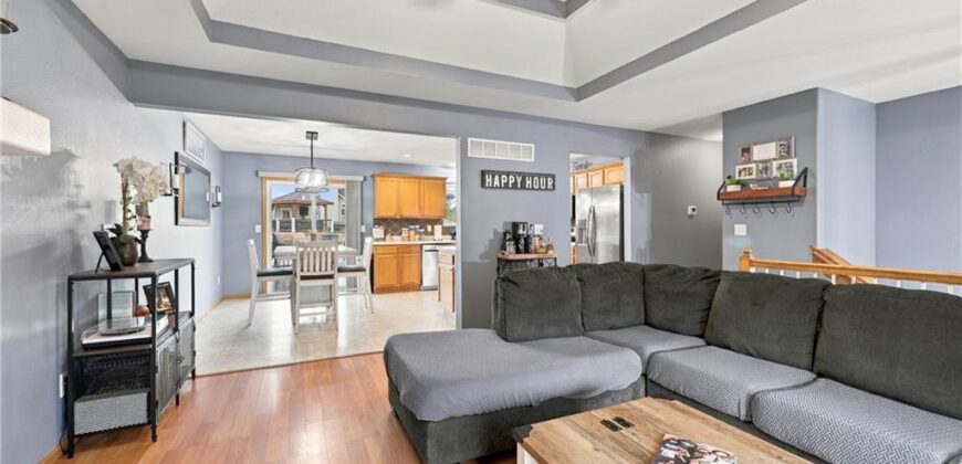 1010 E 16th Street, Kearney, MO 64060