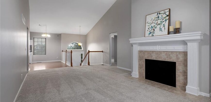 625 Midjay Drive, Liberty, MO 64068