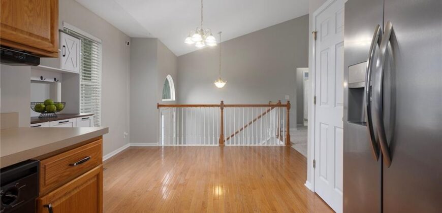 625 Midjay Drive, Liberty, MO 64068