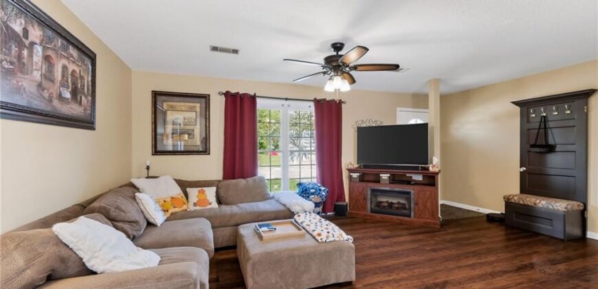 301 2nd Street, Smithville, MO 64089