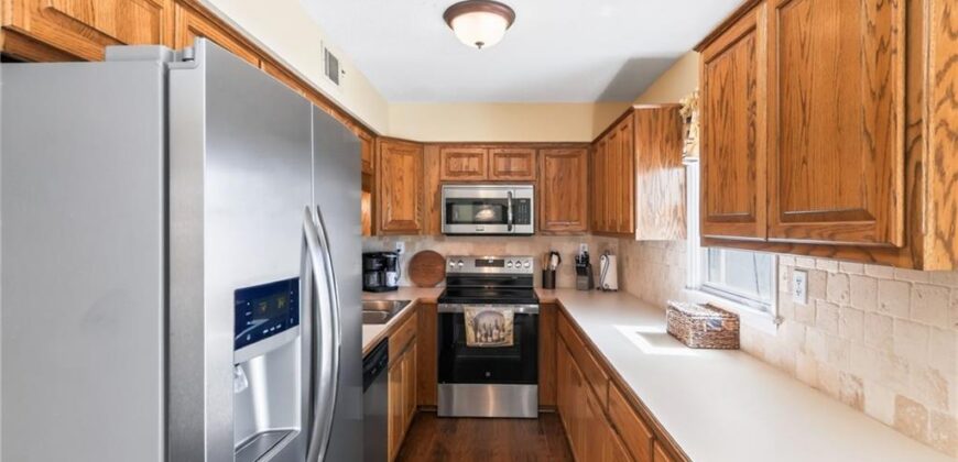 301 2nd Street, Smithville, MO 64089