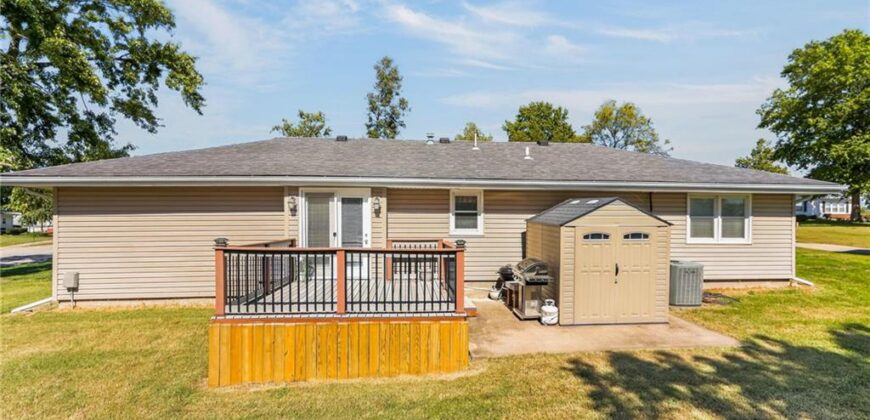 301 2nd Street, Smithville, MO 64089