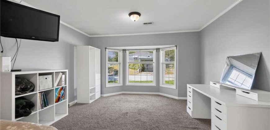 301 2nd Street, Smithville, MO 64089