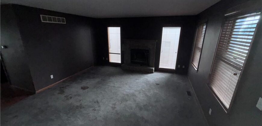 4604 NW 58th Terrace, Kansas City, MO 64151