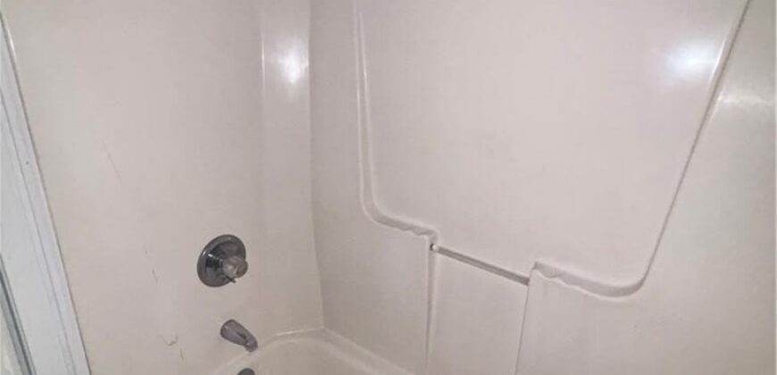 4604 NW 58th Terrace, Kansas City, MO 64151