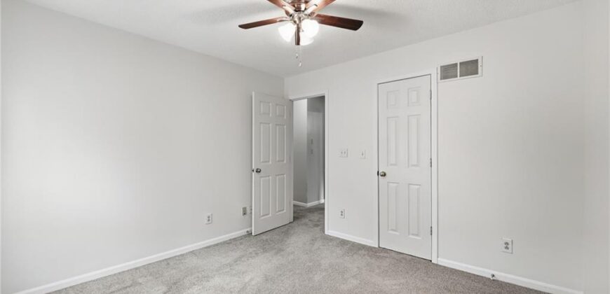 1404 Dartmouth Drive, Liberty, MO 64068