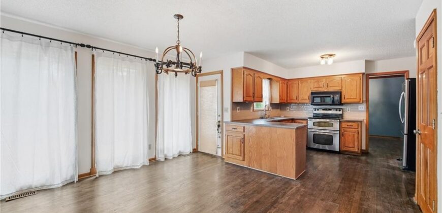 1404 Dartmouth Drive, Liberty, MO 64068