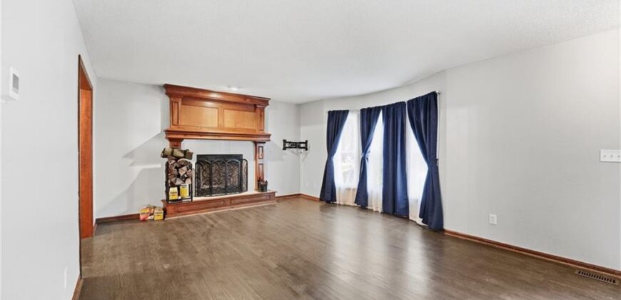 1404 Dartmouth Drive, Liberty, MO 64068