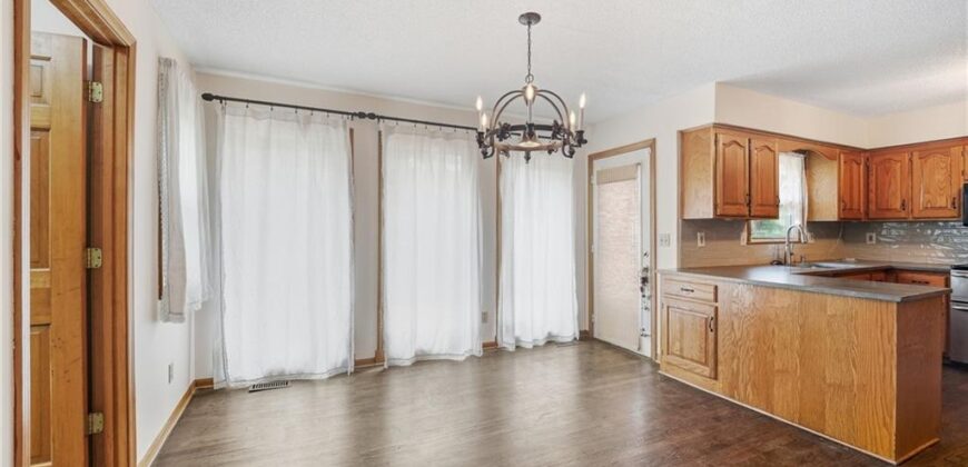 1404 Dartmouth Drive, Liberty, MO 64068