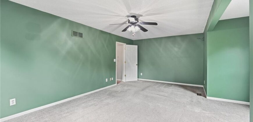 1404 Dartmouth Drive, Liberty, MO 64068