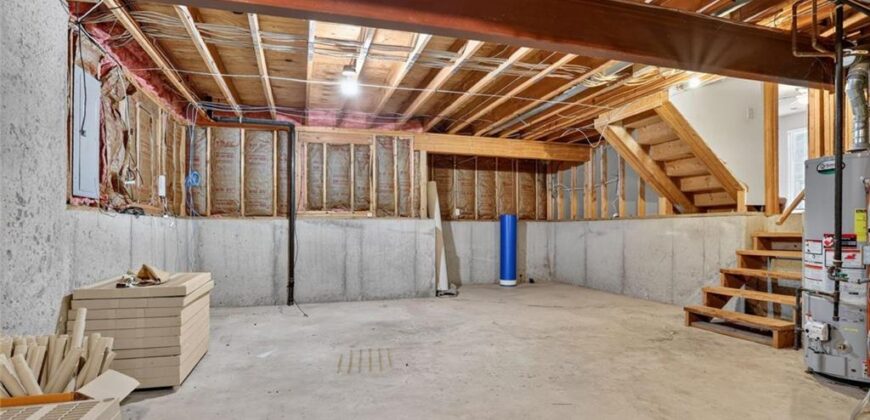 11023 N Baltimore Avenue, Kansas City, MO 64155