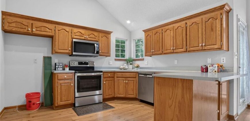 11023 N Baltimore Avenue, Kansas City, MO 64155