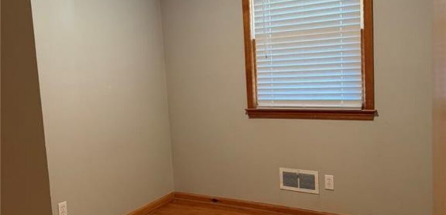 117 Waller Street, Excelsior Springs, MO 64024