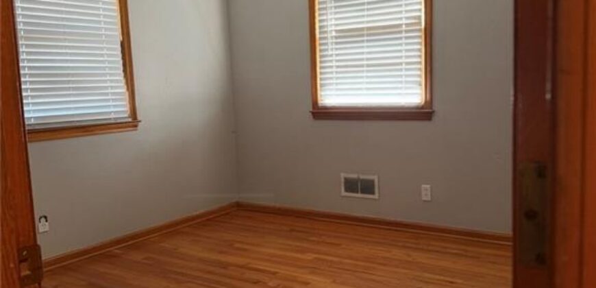 117 Waller Street, Excelsior Springs, MO 64024