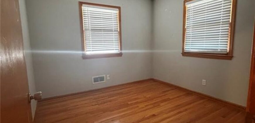117 Waller Street, Excelsior Springs, MO 64024
