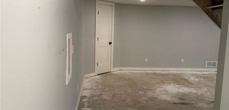 117 Waller Street, Excelsior Springs, MO 64024