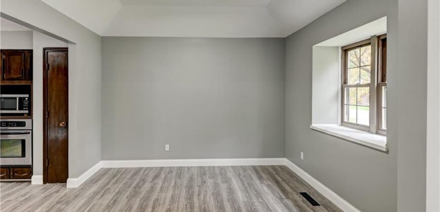 7608 NW 69th Street, Kansas City, MO 64152