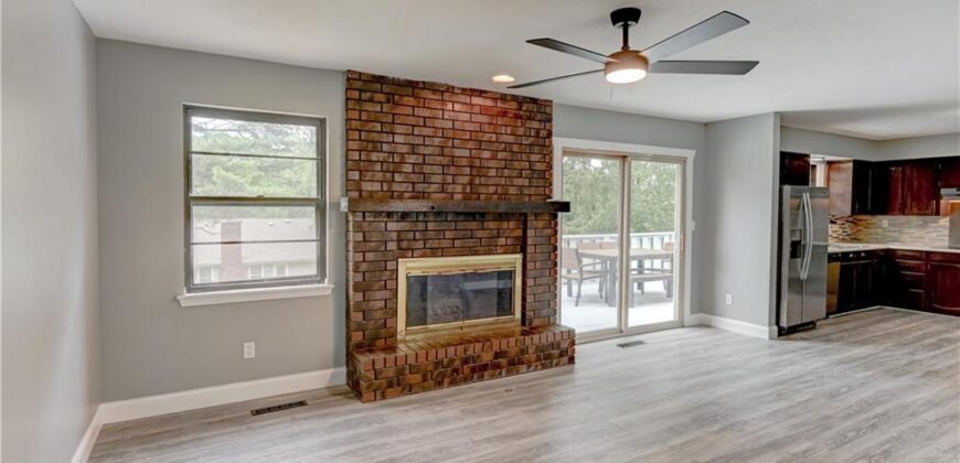 7608 NW 69th Street, Kansas City, MO 64152