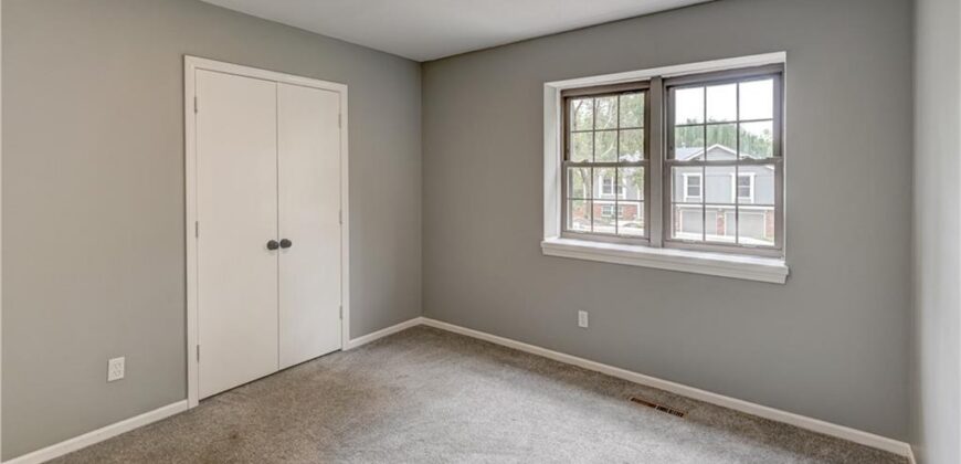 7608 NW 69th Street, Kansas City, MO 64152