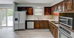 7608 NW 69th Street, Kansas City, MO 64152