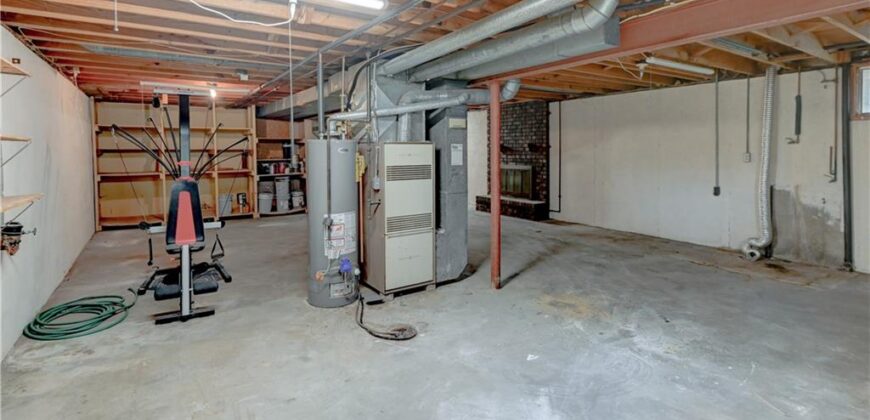 7608 NW 69th Street, Kansas City, MO 64152