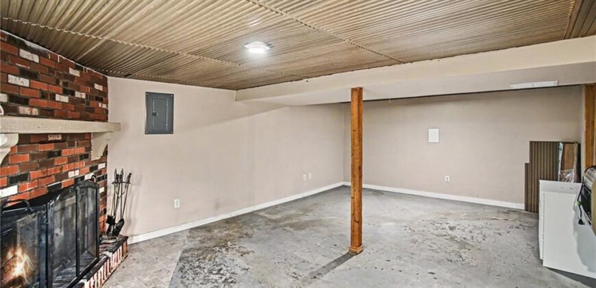 206 Vine Street, Platte City, MO 64079