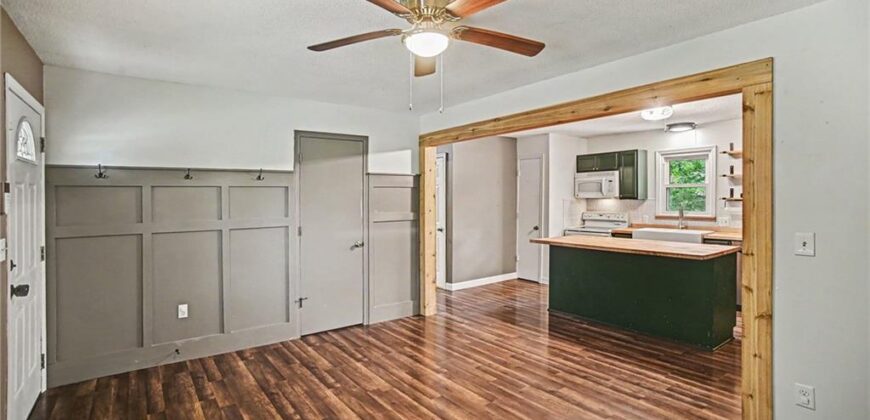 206 Vine Street, Platte City, MO 64079