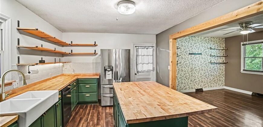 206 Vine Street, Platte City, MO 64079