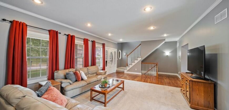 917 Paw Paw Lane, Liberty, MO 64068