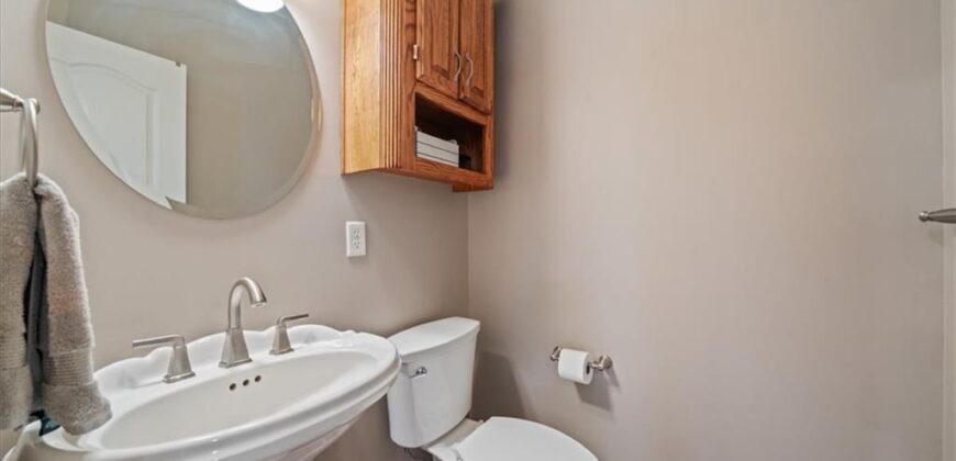 917 Paw Paw Lane, Liberty, MO 64068