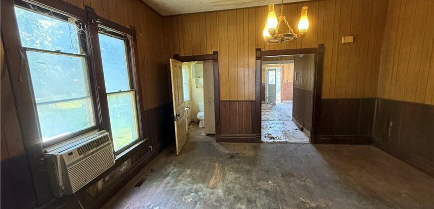 503 Benton Avenue, Excelsior Springs, MO 64024