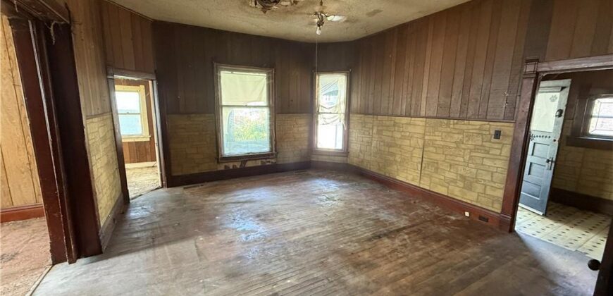 503 Benton Avenue, Excelsior Springs, MO 64024