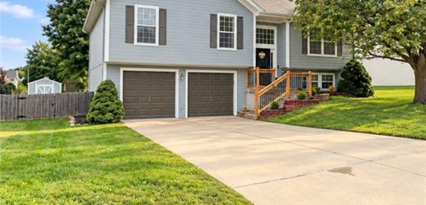 10430 N Tracy Avenue, Kansas City, MO 64155