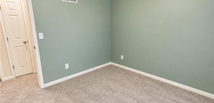 10430 N Tracy Avenue, Kansas City, MO 64155
