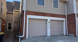 8240 NW Birch Lane, Kansas City, MO 64151