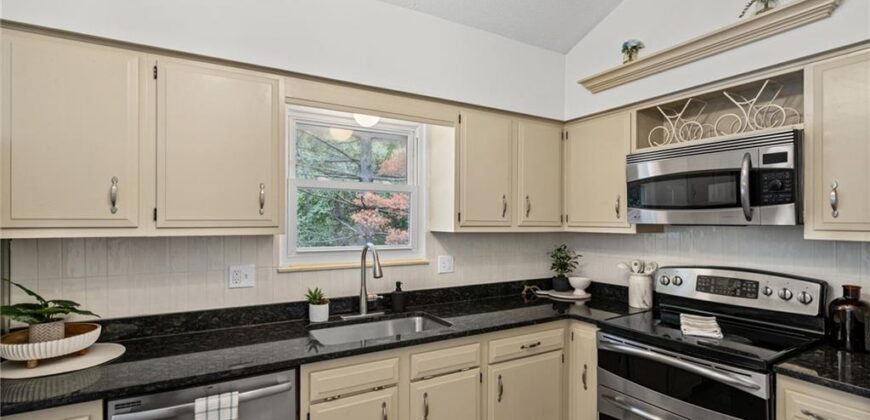 9321 NW 68th Street, Kansas City, MO 64152