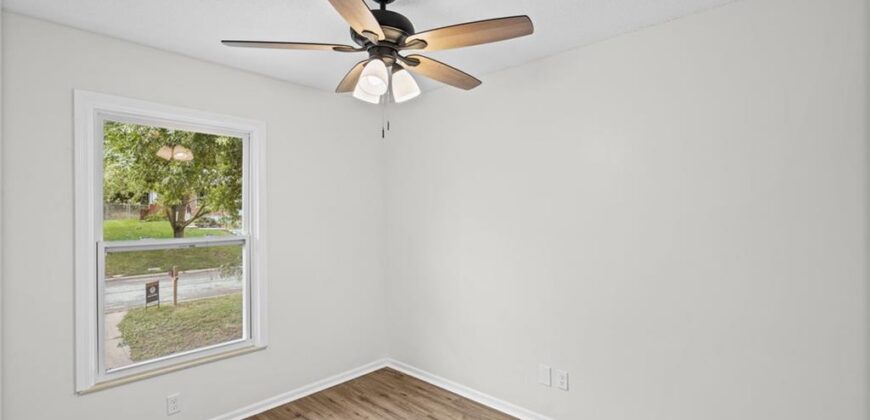9321 NW 68th Street, Kansas City, MO 64152