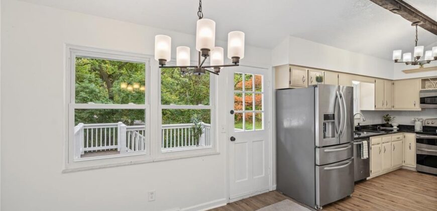 9321 NW 68th Street, Kansas City, MO 64152