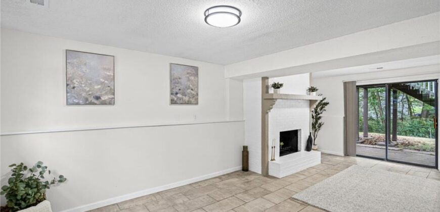 9321 NW 68th Street, Kansas City, MO 64152