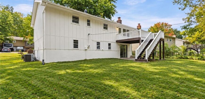 9321 NW 68th Street, Kansas City, MO 64152