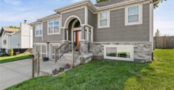 1501 NE 196th Street, Smithville, MO 64089