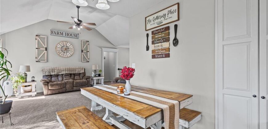 1501 NE 196th Street, Smithville, MO 64089
