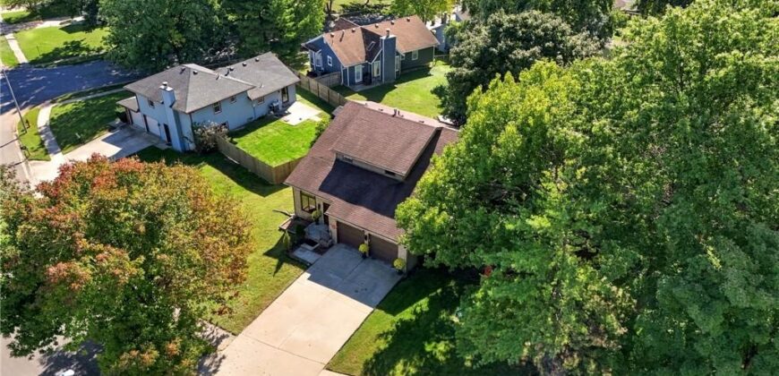 205 NW 101st Place, Kansas City, MO 64155